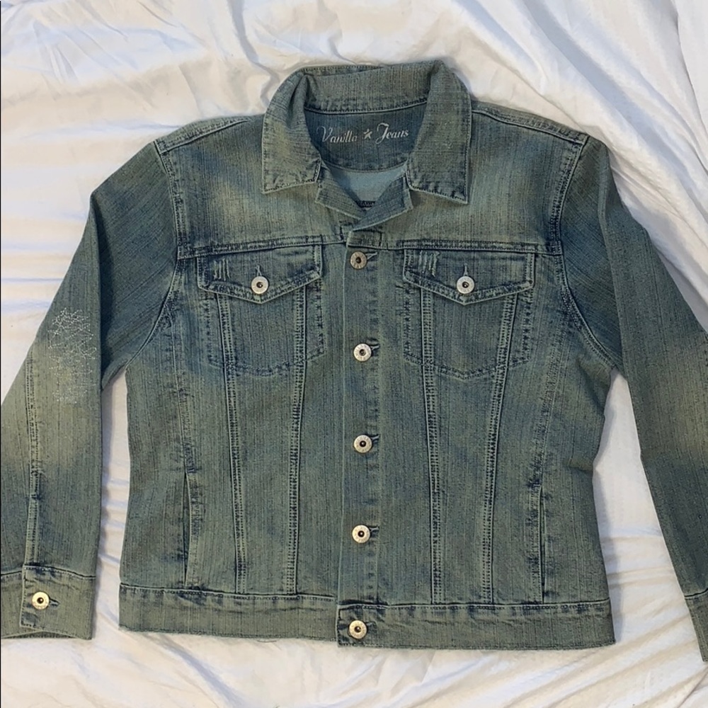 NWOT - Embroidered Jean Jacket